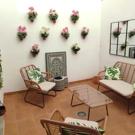 Luxury Alhambra Views דירה