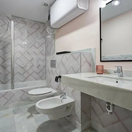 דירה Luxury Alhambra Views גרנדה
